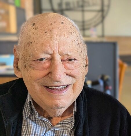 Photo of Saul Koblin