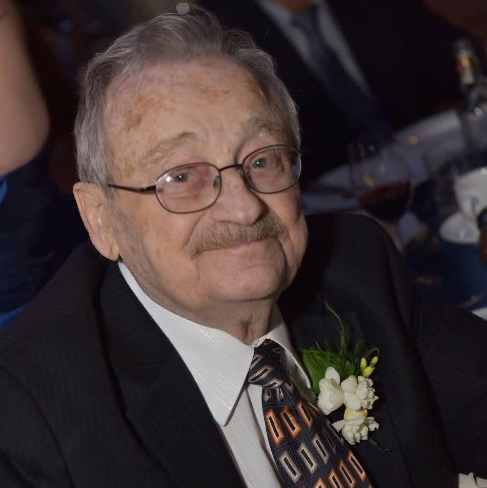 Photo of Arnold Drew