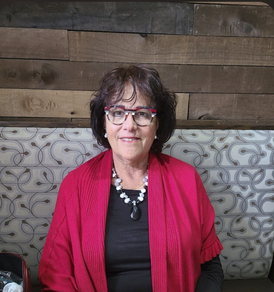 Photo of Debra Ceresne